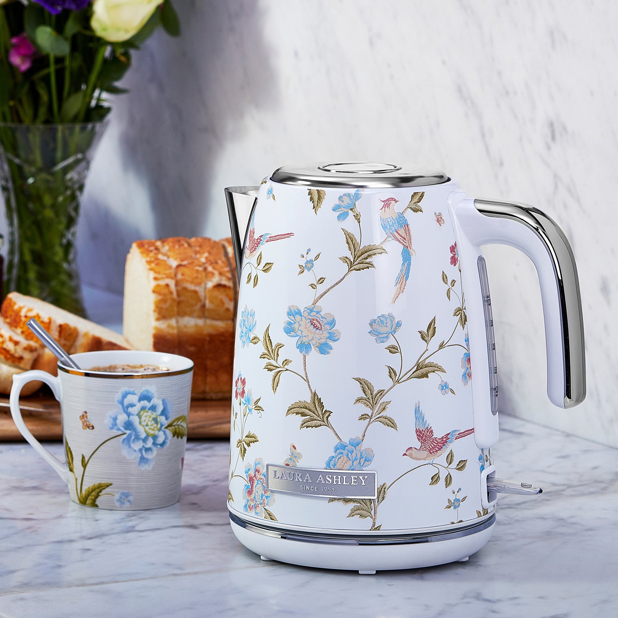 Laura Ashley - Jug Kettle