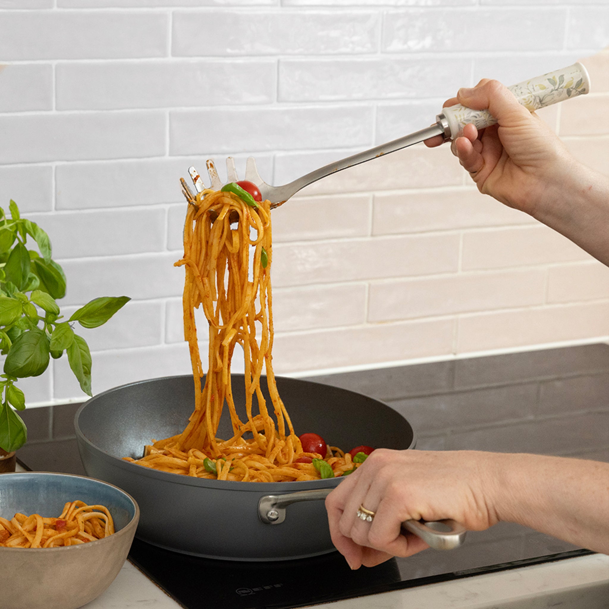 Laura Ashley Spaghetti Server