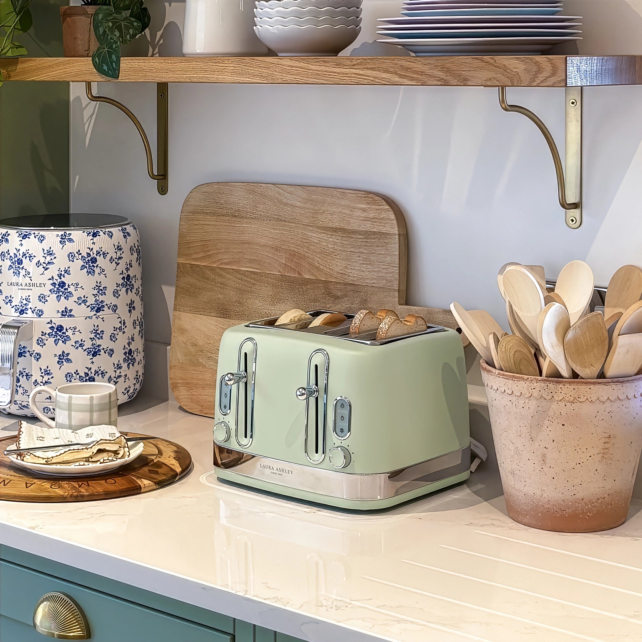Laura Ashley Solid 4-Slice Toaster