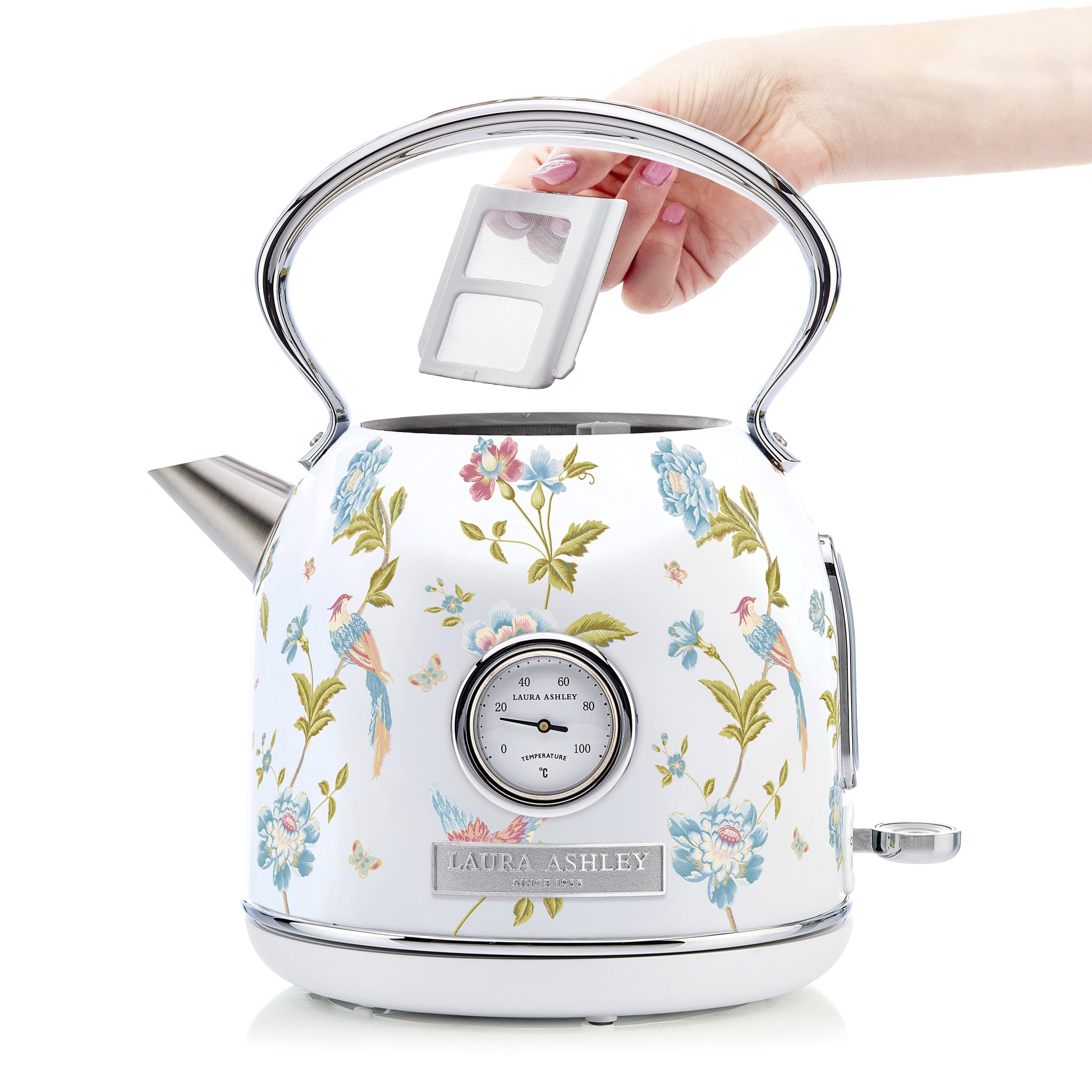Laura Ashley’s 1.7L Dome Kettle – Fast Boil & Temperature Gauge
