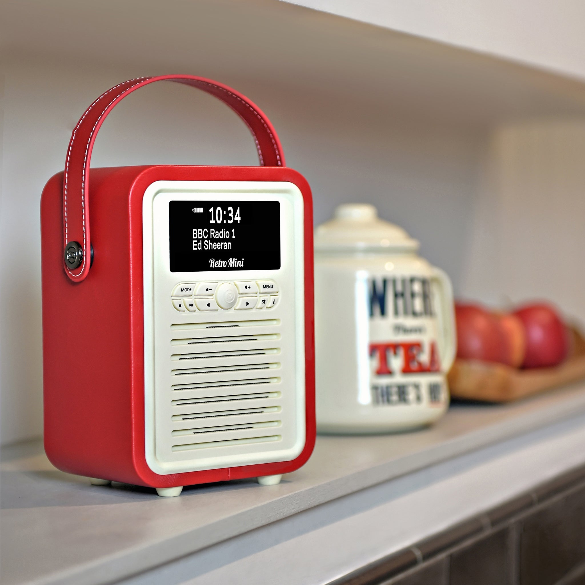 VQ’s Retro Mini –Portable Retro Radio & Bluetooth Speaker