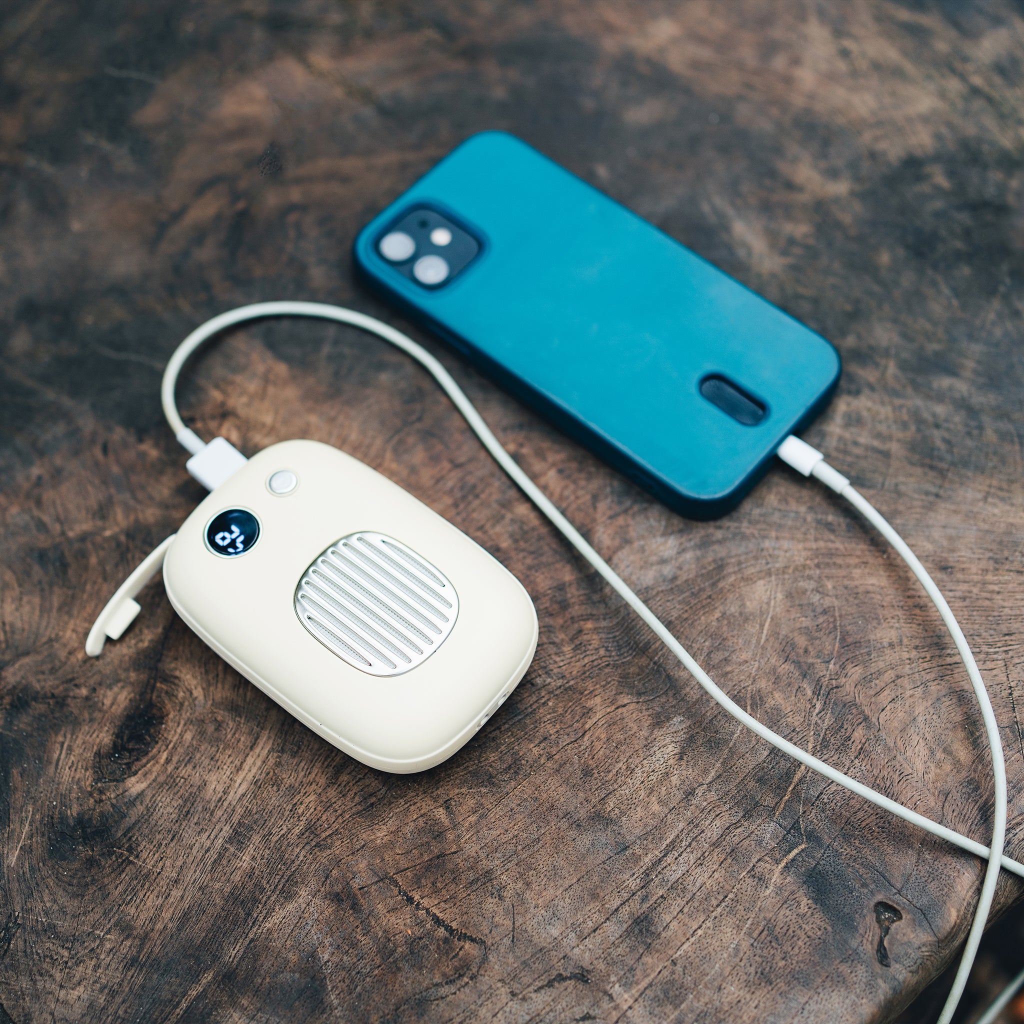 VQ’s Hand Warmer Power Bank – 10,000mAh