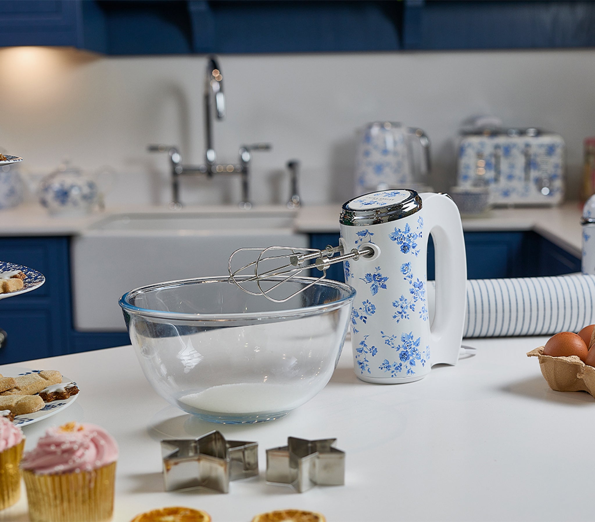 Laura Ashley’s Hand Mixer – 5-Speed Control + Turbo Boost