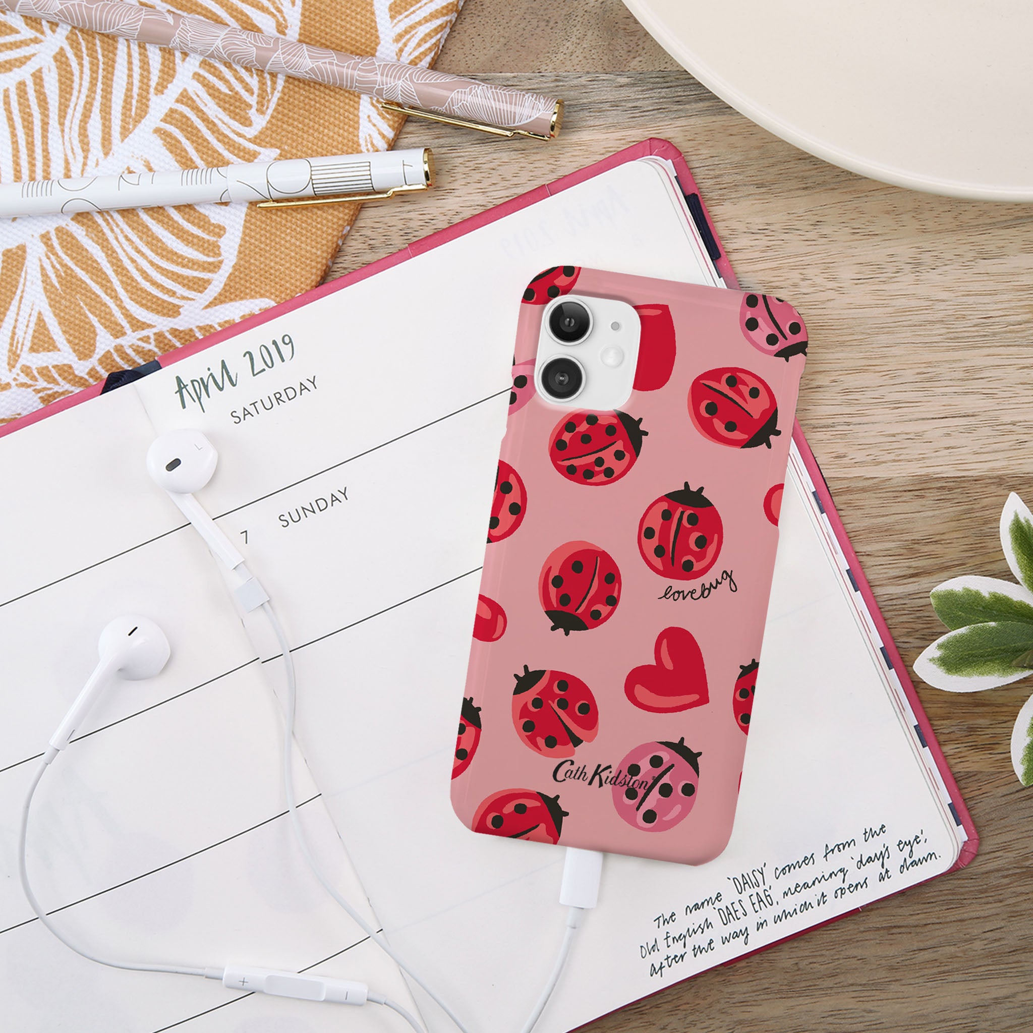 The MYVQ iPhone series 11 premium high gloss scratch-resistant phone case. Featuring a luxurious microfiber insert to cradle and protect your smartphone device.