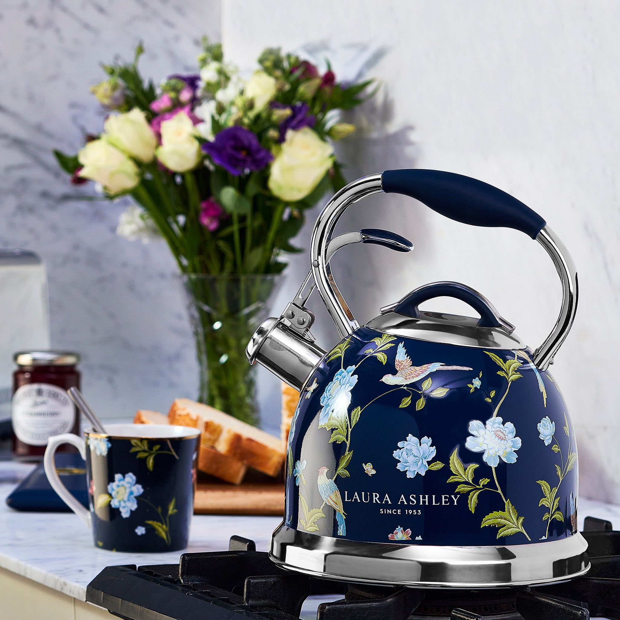 Laura Ashley – Stove Top Kettle