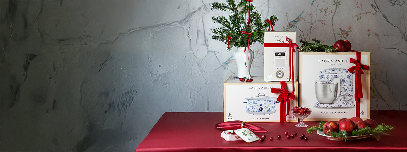 Celebrate theSeason  with PerfectGifts for All