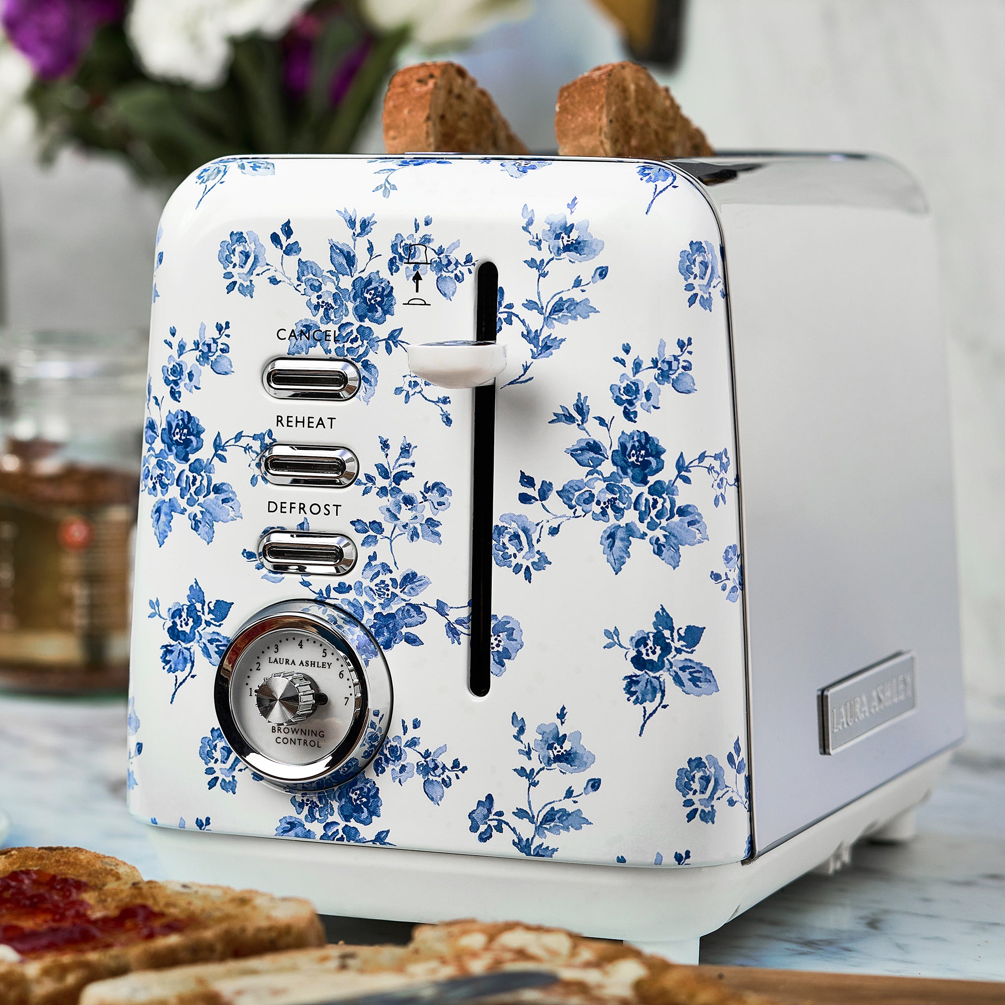 Laura Ashley’s 2-Slice Toaster – Multi-Function & 7 Heat Settings