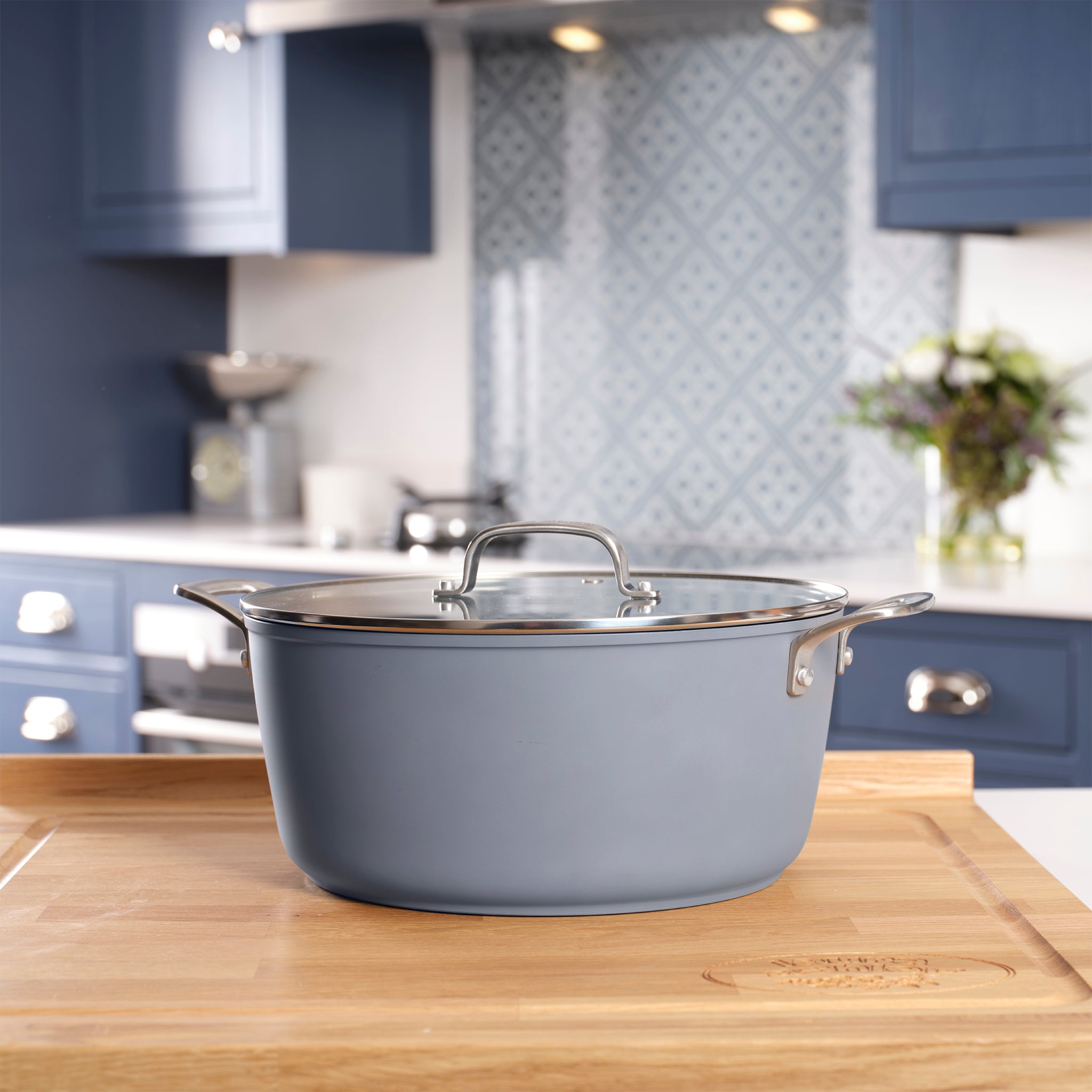 Laura Ashley 28 cm Casserole Pot with Glass Lid