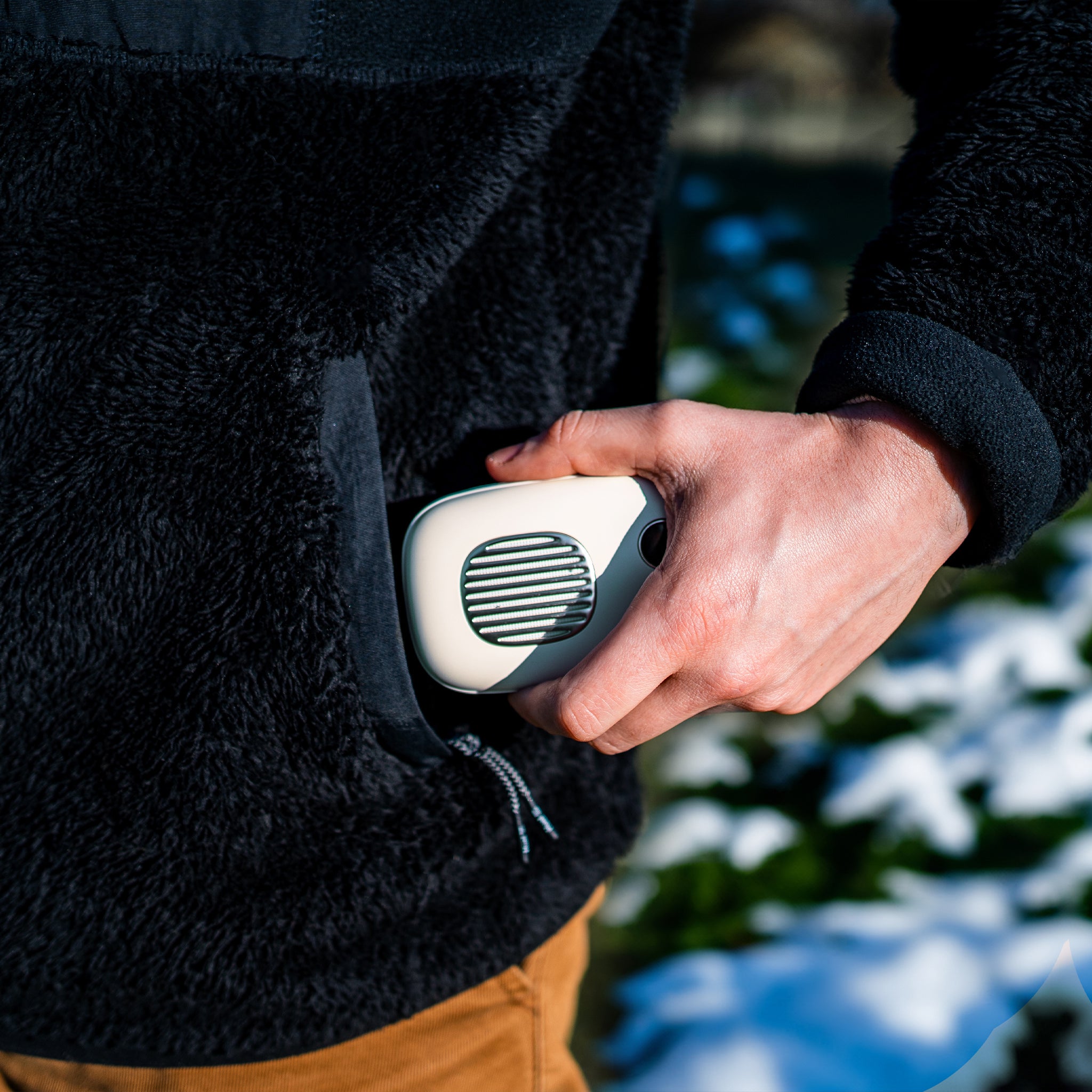 VQ’s Hand Warmer Power Bank – 10,000mAh